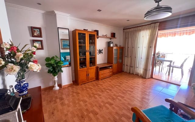 Apartamento de 3 habitaciones en Guardamar Playa, Guardamar del Segura en venta - 206.000 € (Ref: 9805208)