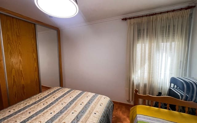 Apartamento de 3 habitaciones en Guardamar Playa, Guardamar del Segura en venta - 206.000 € (Ref: 9805208)