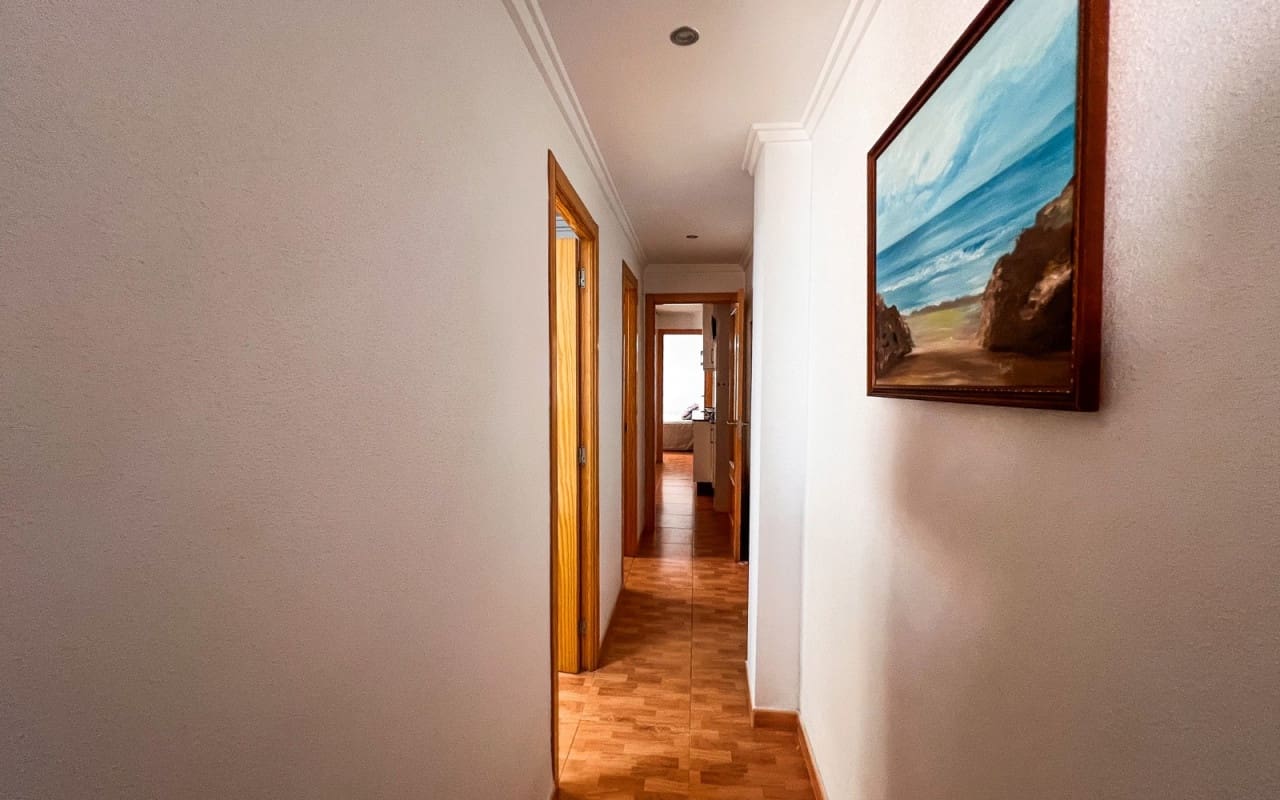 Apartamento de 3 habitaciones en Guardamar del Segura en venta - 206.000 € (Ref: 9805208)
