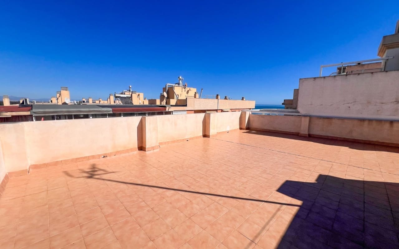 Apartamento de 3 habitaciones en Guardamar del Segura en venta - 206.000 € (Ref: 9805208)