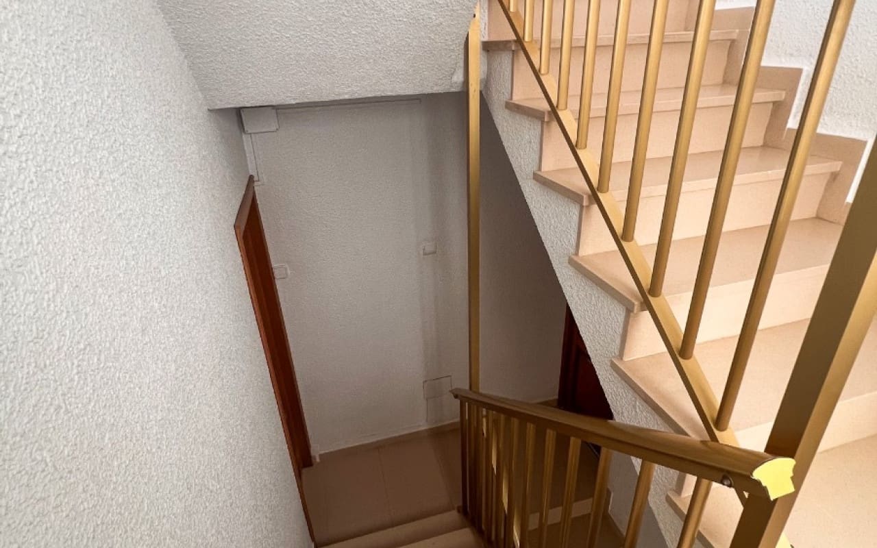 Apartamento de 3 habitaciones en Guardamar del Segura en venta - 206.000 € (Ref: 9805208)