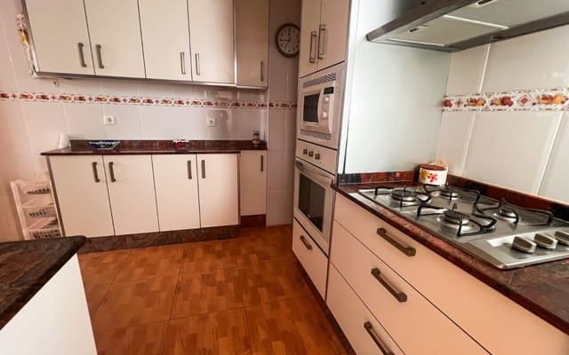 3 soveværelse Lejlighed til salg i Guardamar Playa, Guardamar del Segura - € 206.000 (Ref: 9805208)
