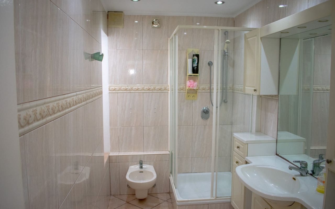 7 Zimmer Villa zu verkaufen in La Manga del Mar Menor mit Pool - 990.000 € (Ref: 9805550)