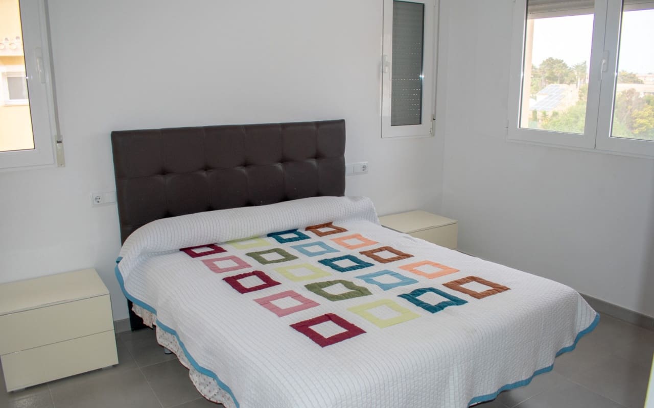 7 Zimmer Villa zu verkaufen in La Manga del Mar Menor mit Pool - 990.000 € (Ref: 9805550)