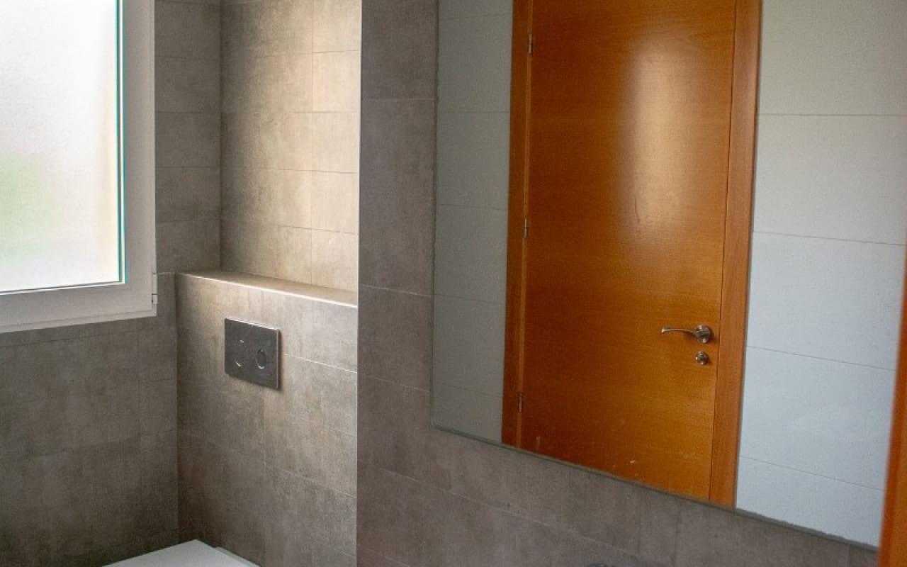 7 Zimmer Villa zu verkaufen in La Manga del Mar Menor mit Pool - 990.000 € (Ref: 9805550)