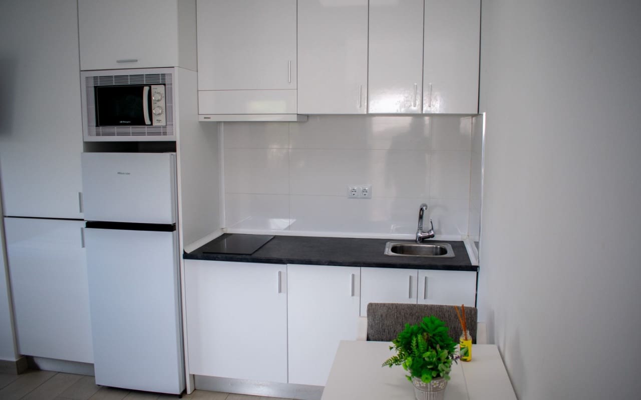 7 Zimmer Villa zu verkaufen in La Manga del Mar Menor mit Pool - 990.000 € (Ref: 9805550)