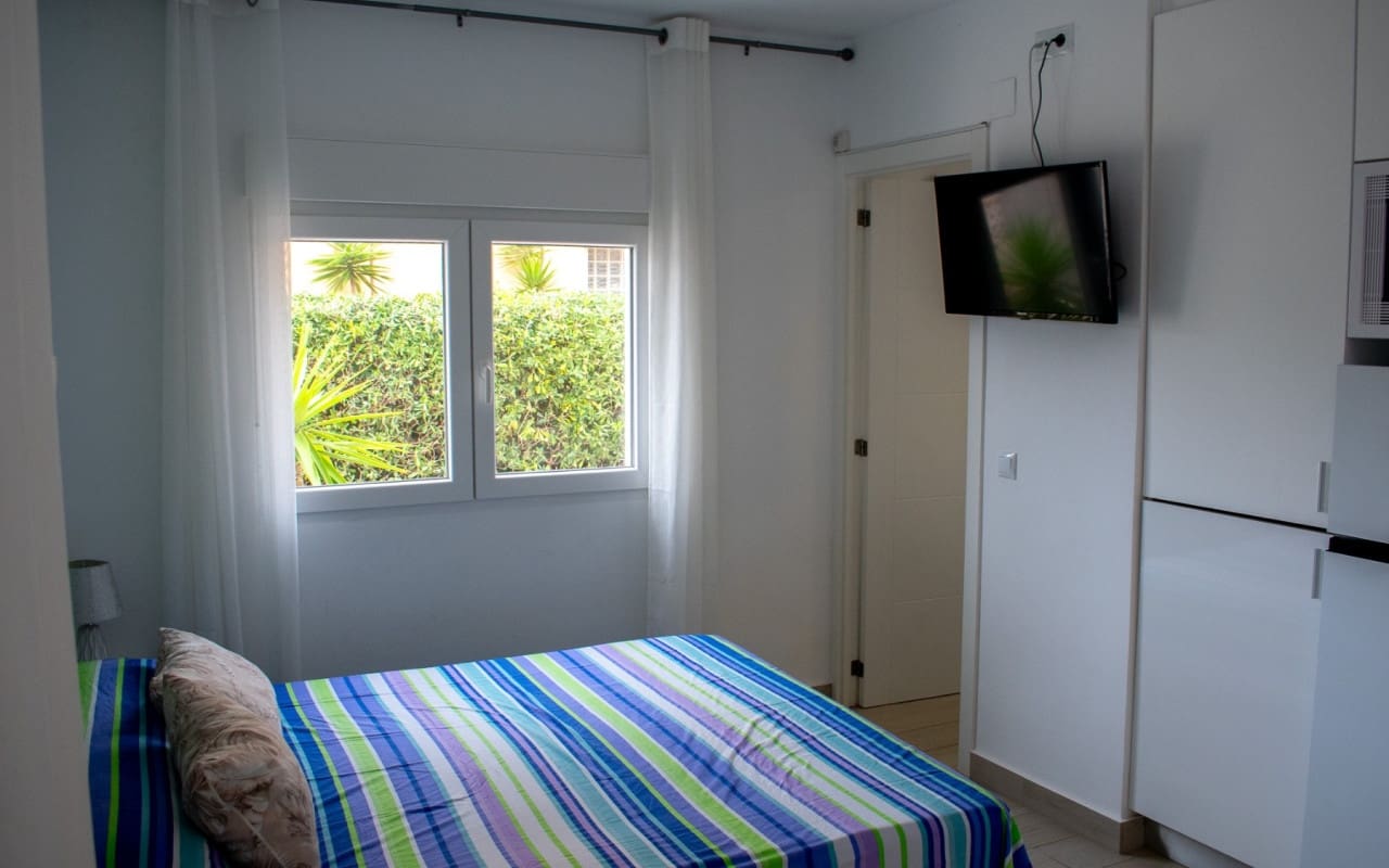 7 Zimmer Villa zu verkaufen in La Manga del Mar Menor mit Pool - 990.000 € (Ref: 9805550)