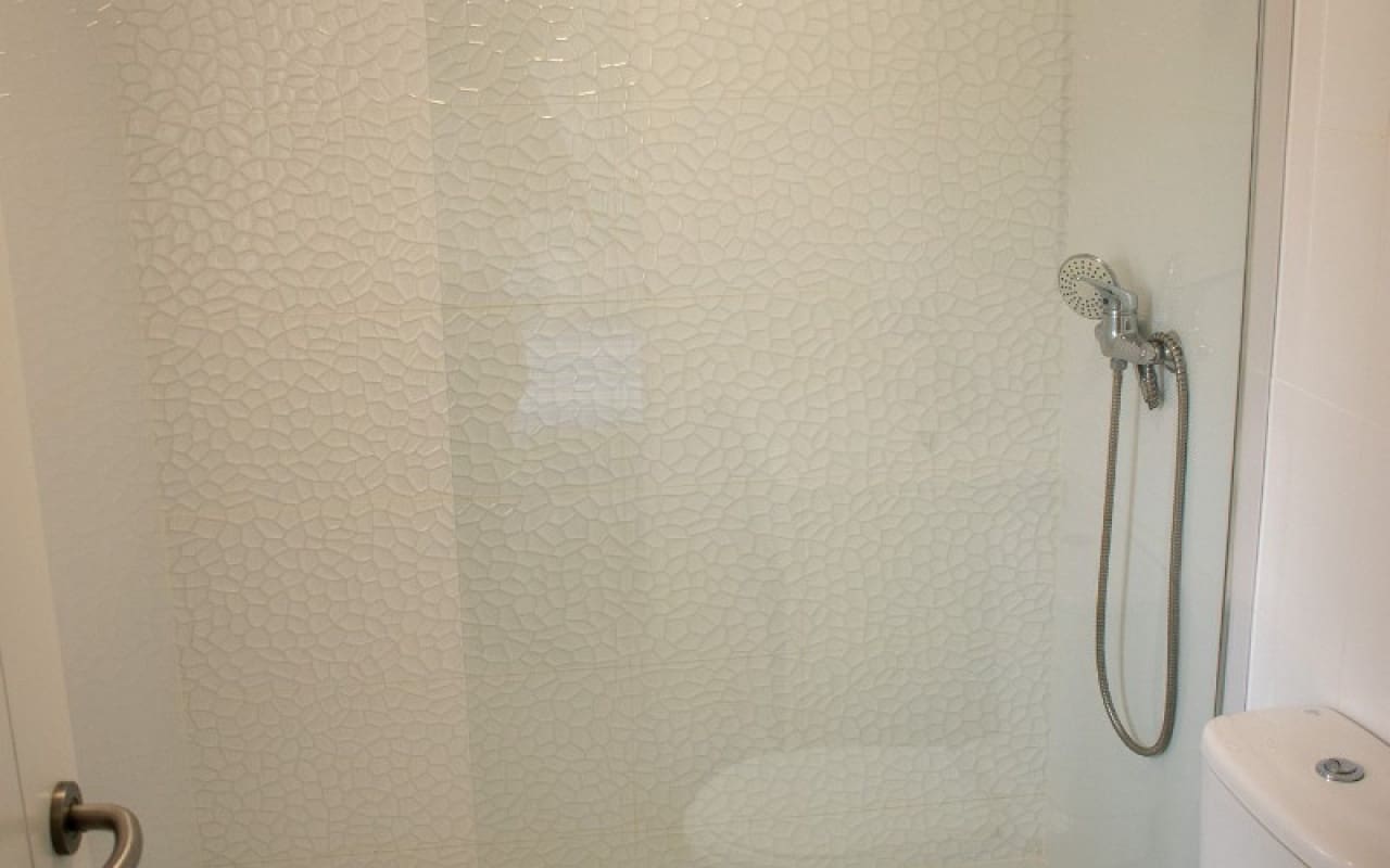 7 Zimmer Villa zu verkaufen in La Manga del Mar Menor mit Pool - 990.000 € (Ref: 9805550)