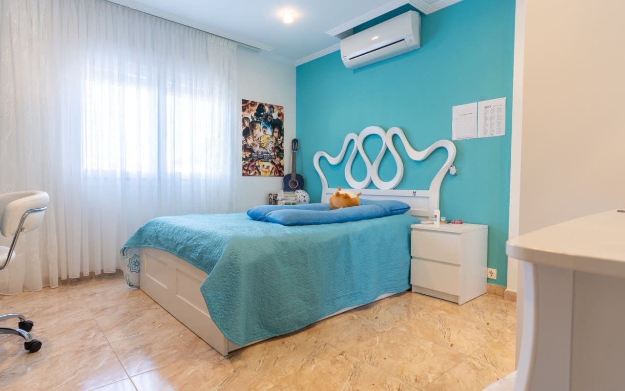 7 Zimmer Doppelhaus zu verkaufen in Los Balcones mit Pool - 930.000 € (Ref: 9805552)