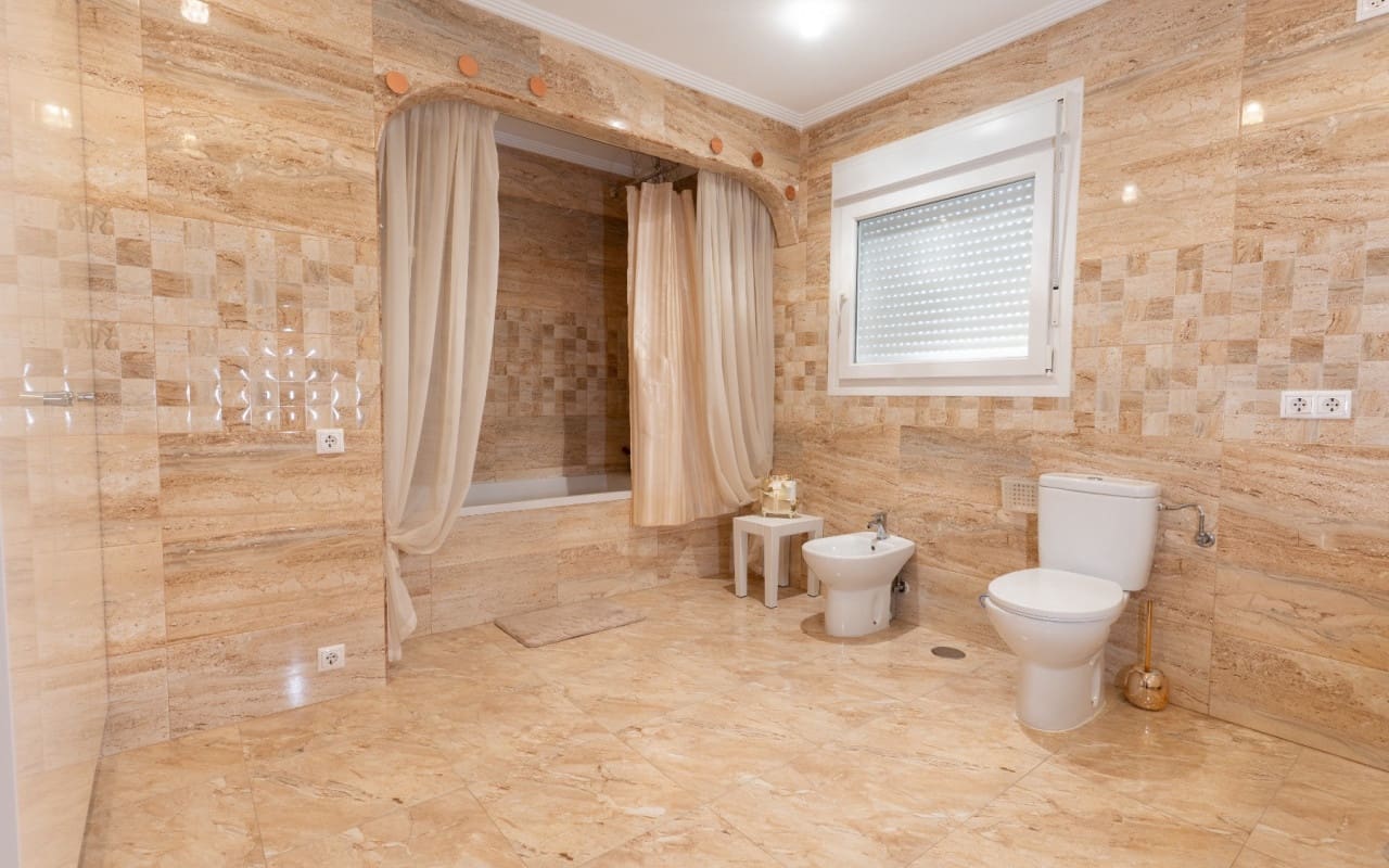 7 Zimmer Doppelhaus zu verkaufen in Los Balcones mit Pool - 930.000 € (Ref: 9805552)