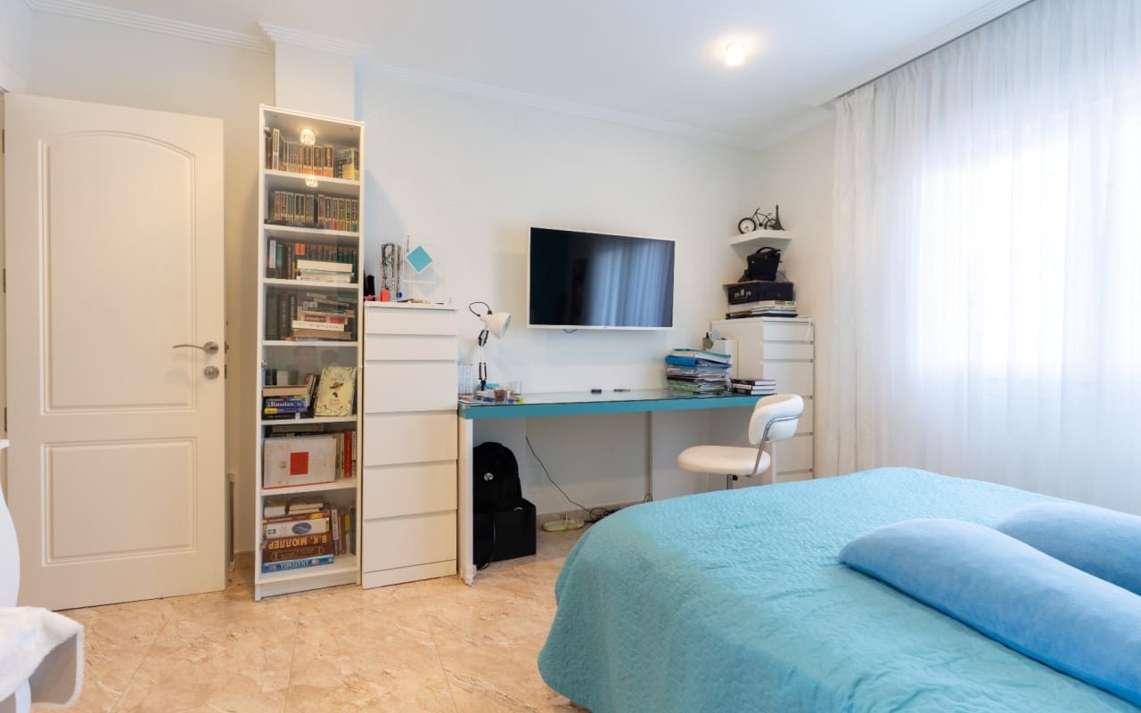 7 Zimmer Doppelhaus zu verkaufen in Los Balcones mit Pool - 930.000 € (Ref: 9805552)