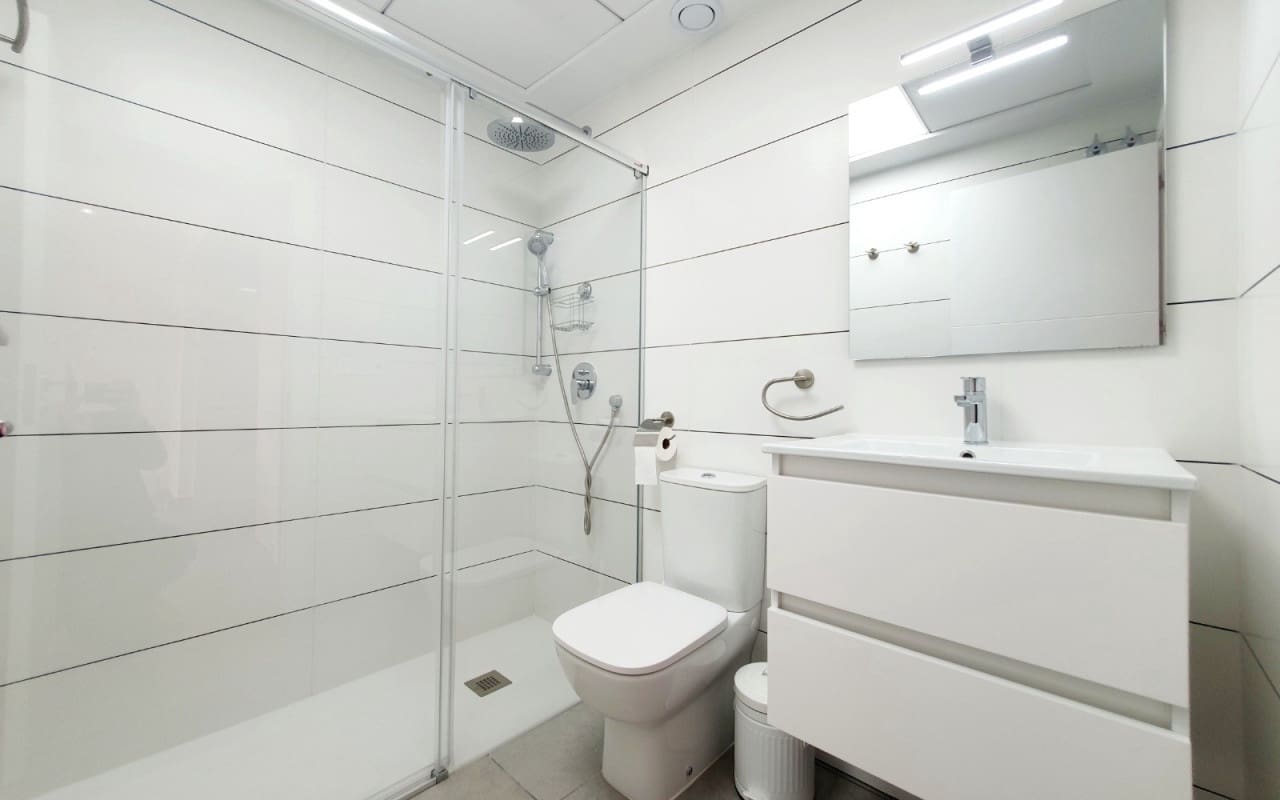 2 chambre Appartement à vendre à Villamartin avec piscine - 249 900 € (Ref: 9814716)