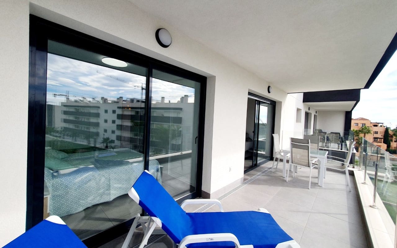 2 chambre Appartement à vendre à Villamartin avec piscine - 249 900 € (Ref: 9814716)