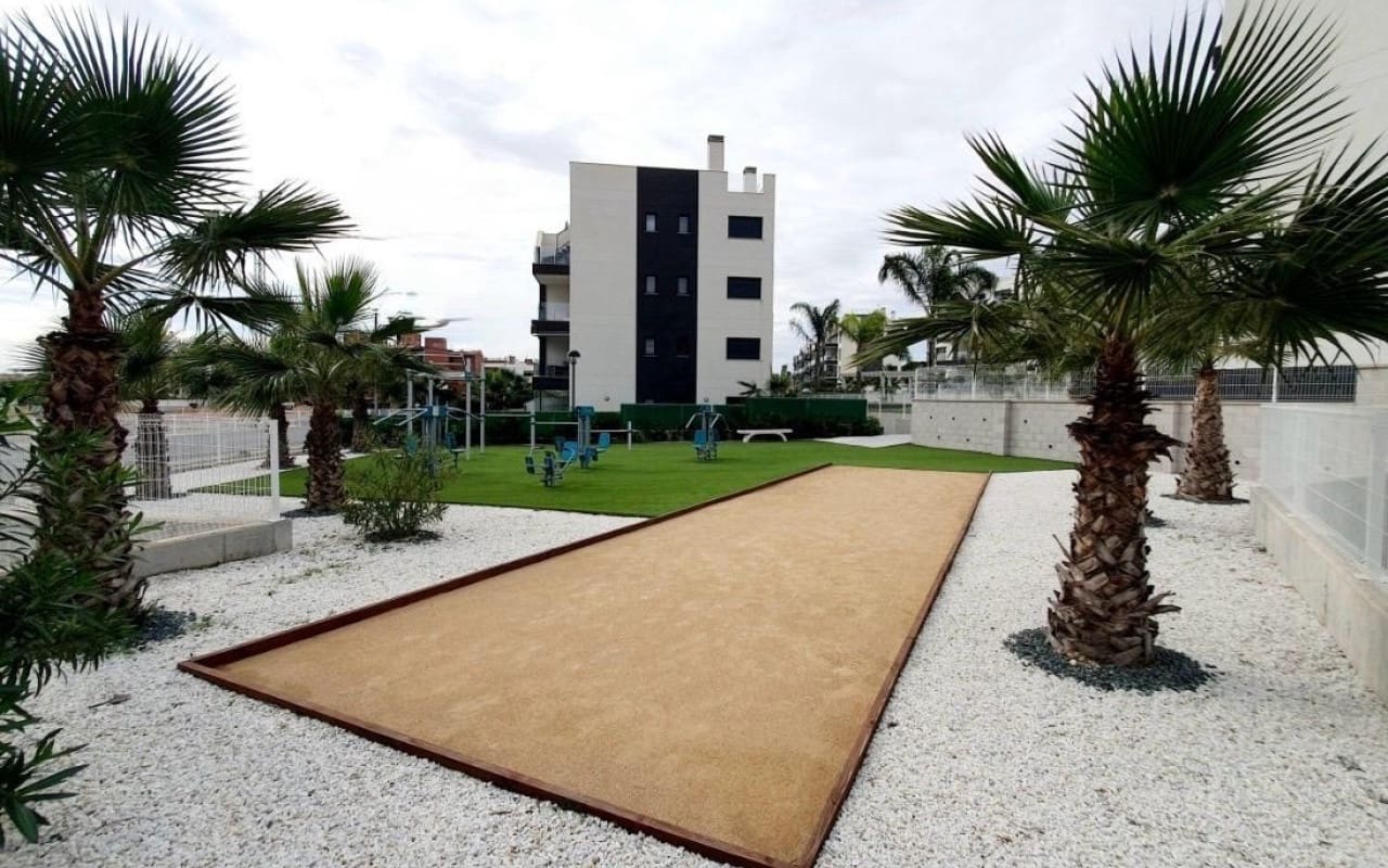 2 chambre Appartement à vendre à Villamartin avec piscine - 249 900 € (Ref: 9814716)