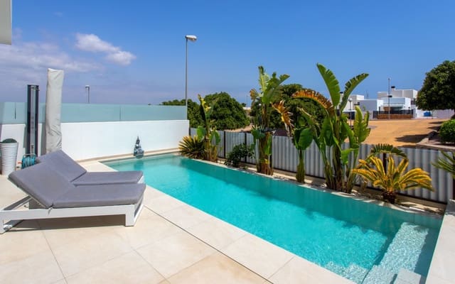 4 bedroom Villa for sale in Rojales with pool garage - € 750,000 (Ref: 9818465)