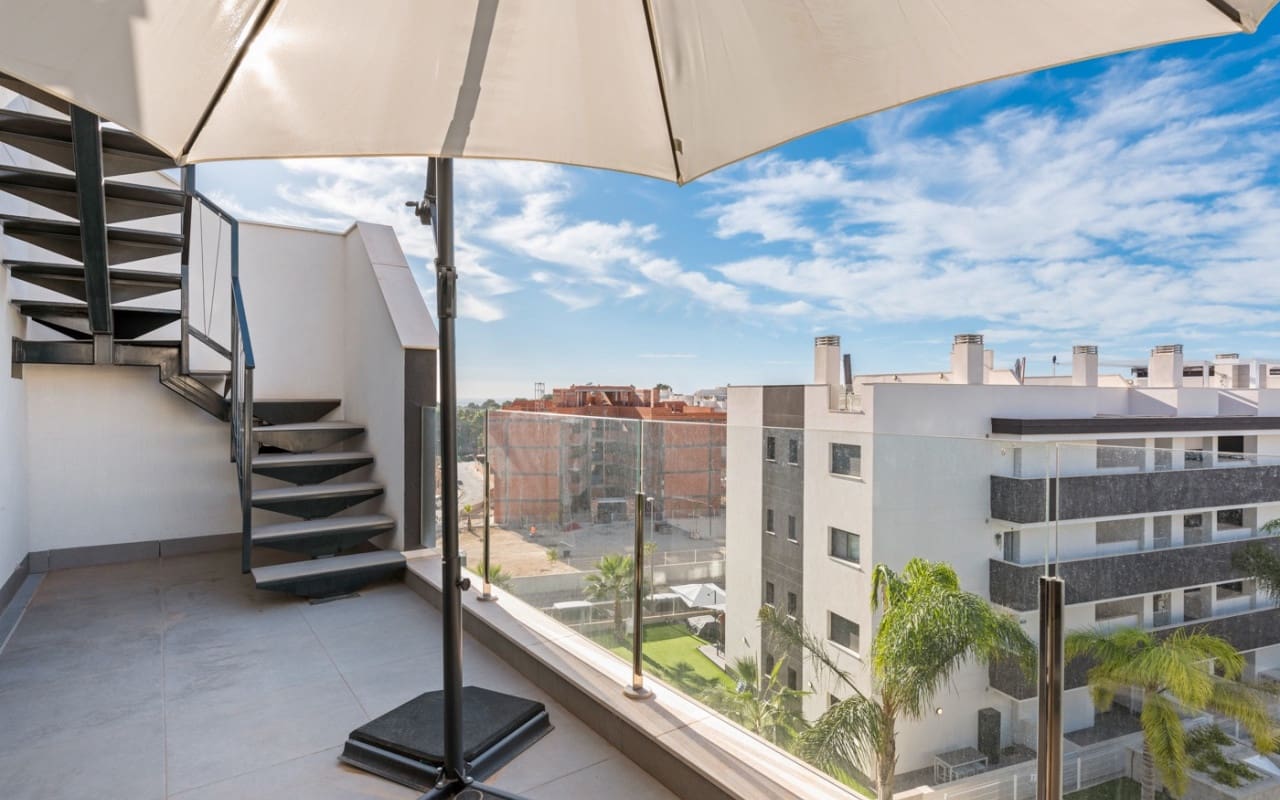 2 camera da letto Attico in vendita in Villamartin con piscina - 319.900 € (Rif: 9823590)