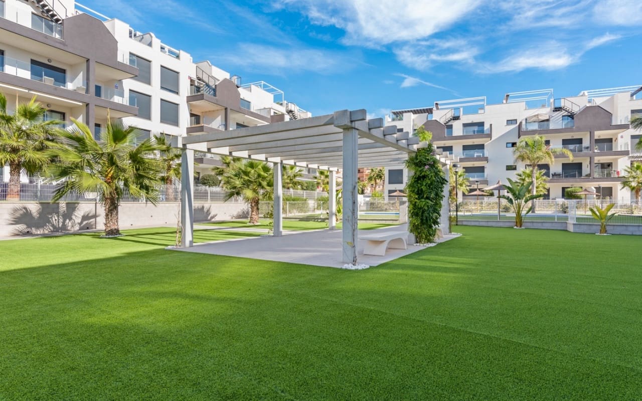 2 camera da letto Attico in vendita in Villamartin con piscina - 319.900 € (Rif: 9823590)