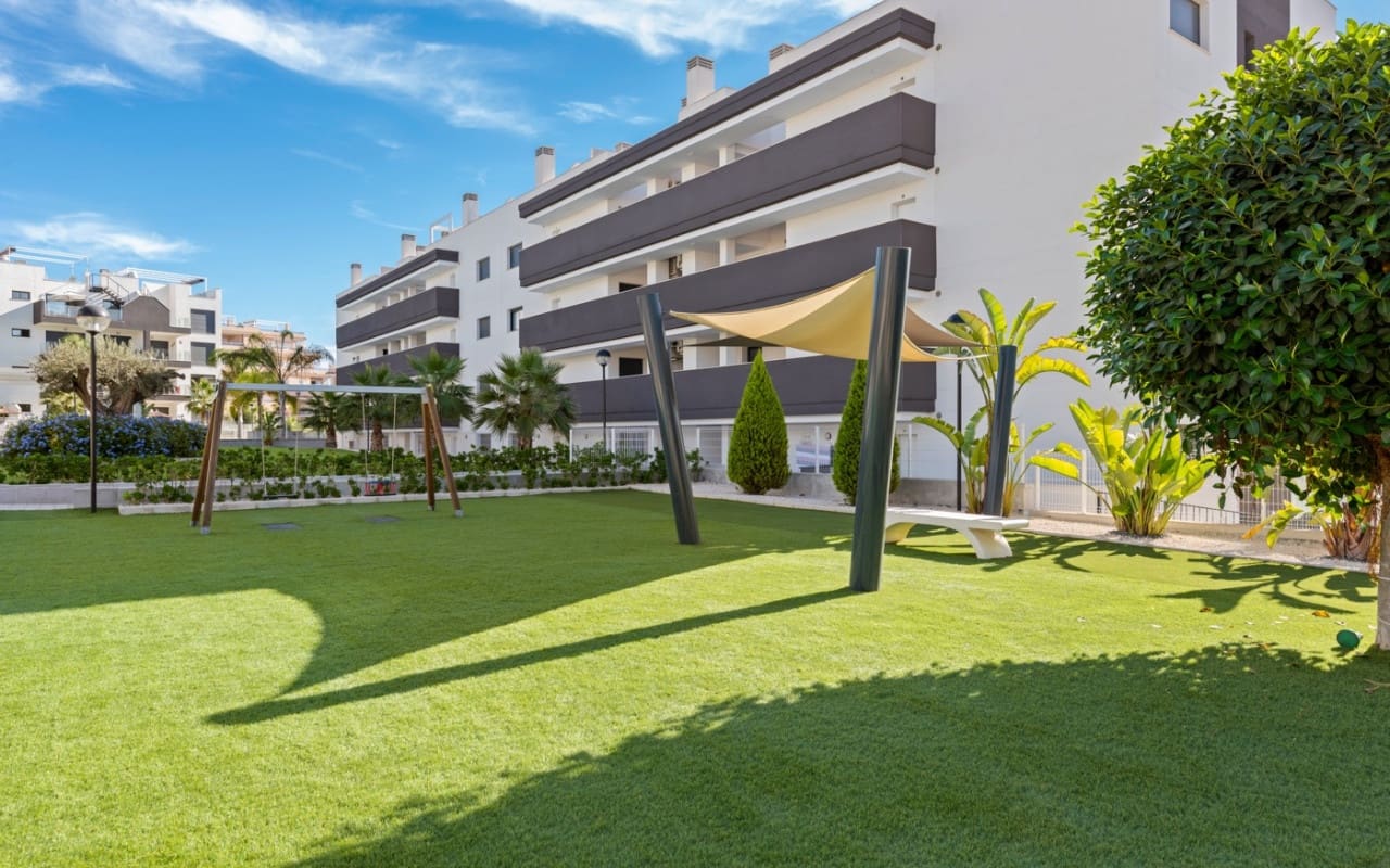 2 camera da letto Attico in vendita in Villamartin con piscina - 319.900 € (Rif: 9823590)