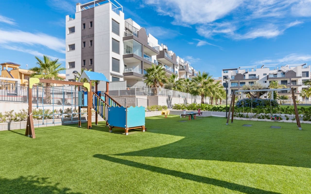 2 camera da letto Attico in vendita in Villamartin con piscina - 319.900 € (Rif: 9823590)