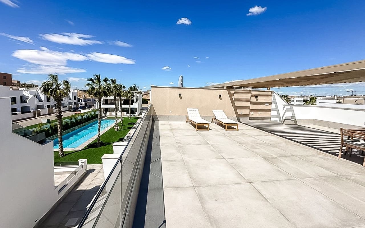 Ático de 3 habitaciones en Lo Pagan en venta con piscina - 325.000 € (Ref: 9823591)