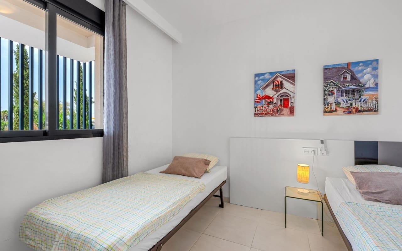 2 bedroom Apartment for sale in La Zenia with pool - € 249,900 (Ref: 9823593)