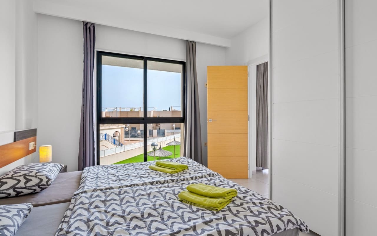 2 bedroom Apartment for sale in La Zenia with pool - € 249,900 (Ref: 9823593)