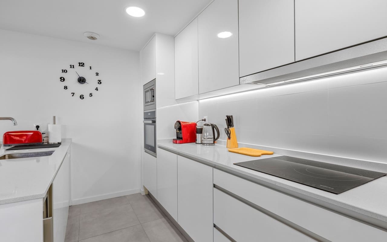 3 bedroom Apartment for sale in Dehesa de Campoamor with pool - € 349,000 (Ref: 9823594)