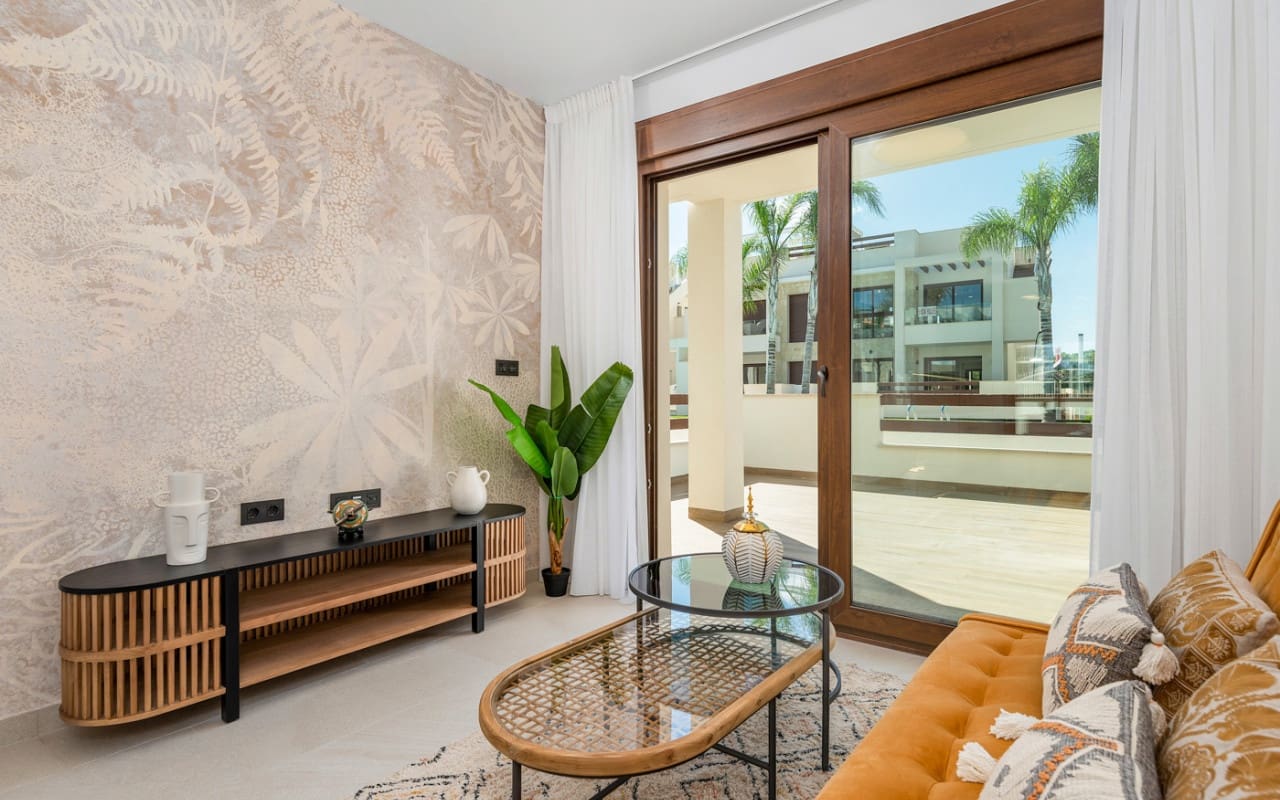 2 sovrum Hus till salu i Torrevieja med pool - 320 000 € (Ref: 9843750)