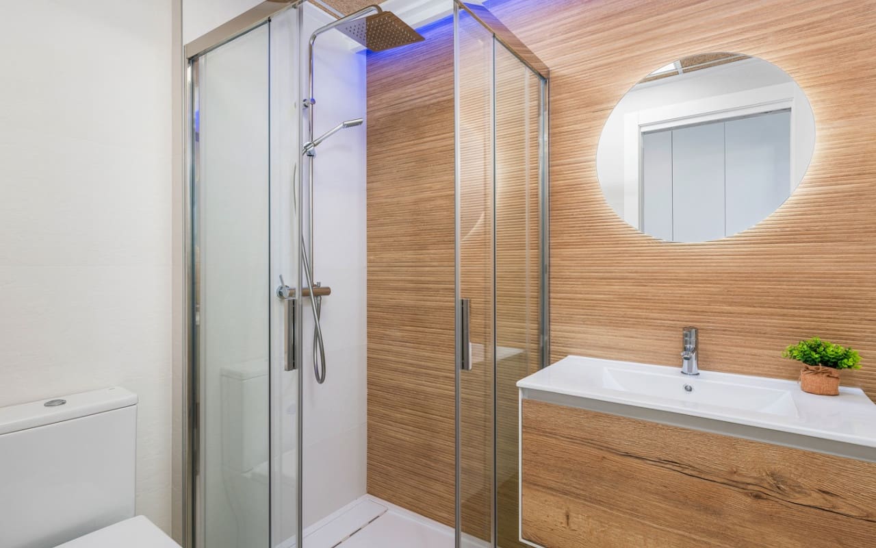 2 sovrum Hus till salu i Torrevieja med pool - 320 000 € (Ref: 9843750)