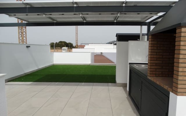2 bedroom Townhouse for sale in Pilar de la Horadada ciudad, Pilar de la Horadada with pool - € 245,000 (Ref: 9843756)