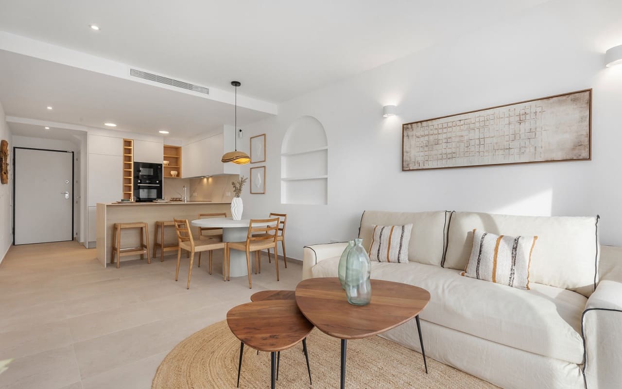 2 bedroom Apartment for sale in Los Alcazares with pool - € 269,900 (Ref: 9843765)
