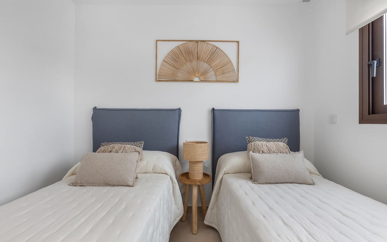 2 bedroom Apartment for sale in Los Alcazares with pool - € 269,900 (Ref: 9843765)