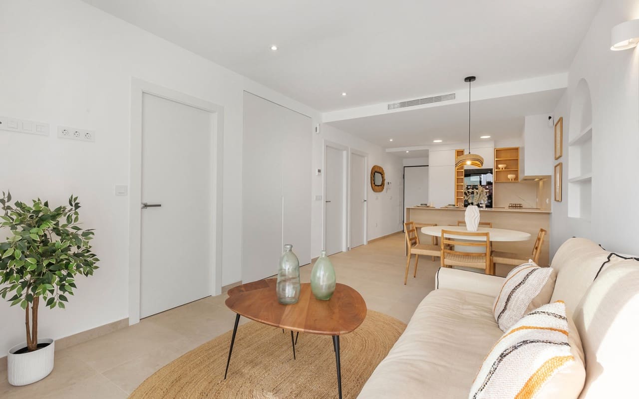 2 soverom Leilighet til salgs i Los Alcazares med svømmebasseng - € 269 900 (Ref: 9843766)