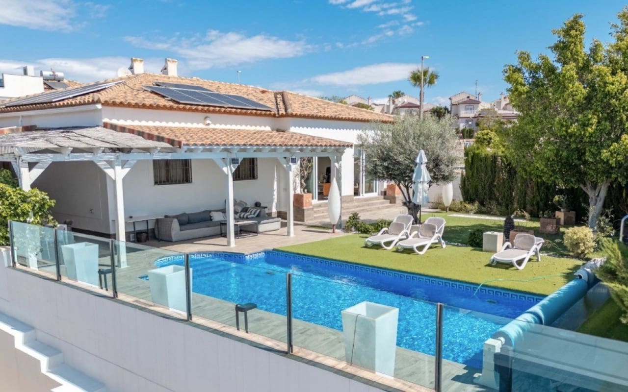 3 chambre Villa/Maison à vendre à San Fulgencio avec piscine garage - 495 000 € (Ref: 9848329)