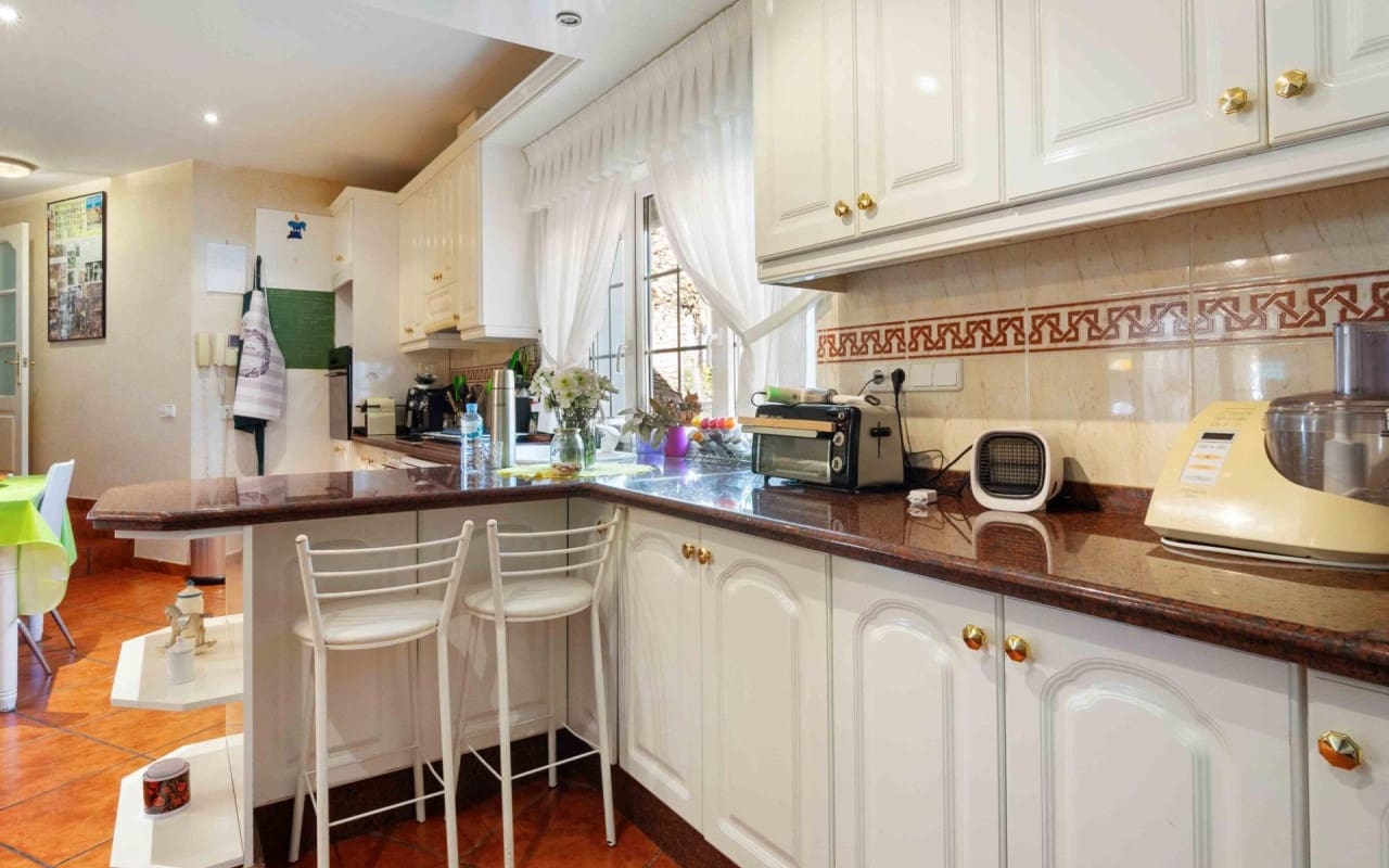 3 bedroom Villa for sale in Cabo Roig with pool - € 1,550,000 (Ref: 9849844)