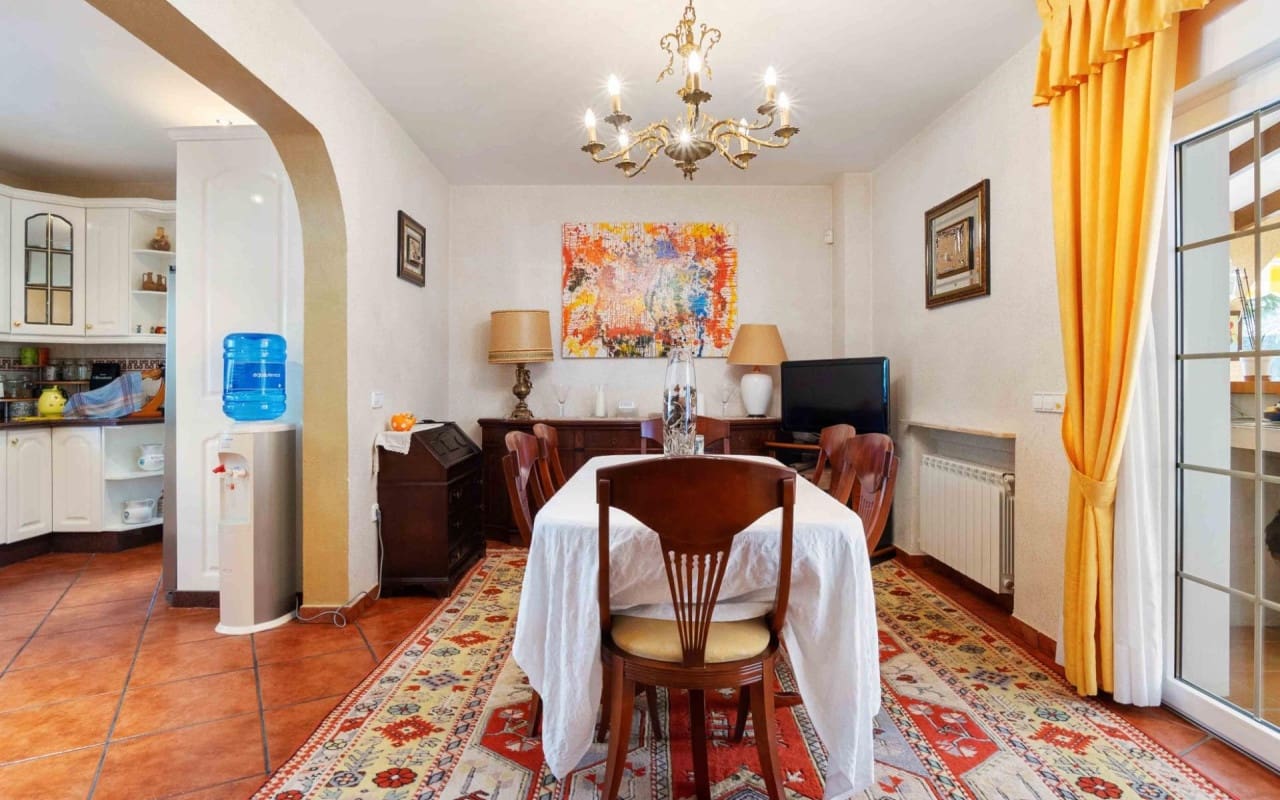 3 bedroom Villa for sale in Cabo Roig with pool - € 1,550,000 (Ref: 9849844)