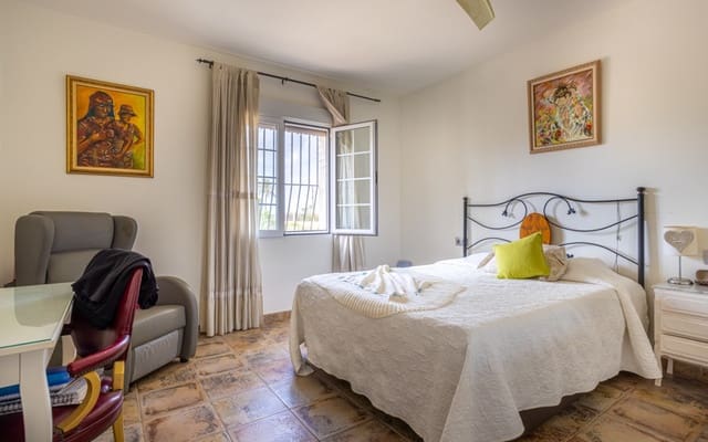 5 soveværelse Villa til salg i La Hoya, Elche / Elx med swimmingpool - € 510.000 (Ref: 9849845)
