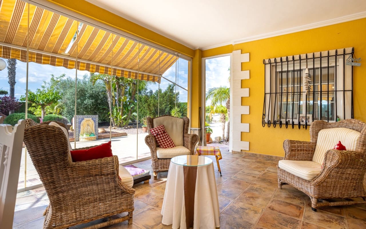5 soveværelse Villa til salg i La Hoya med swimmingpool - € 510.000 (Ref: 9849845)
