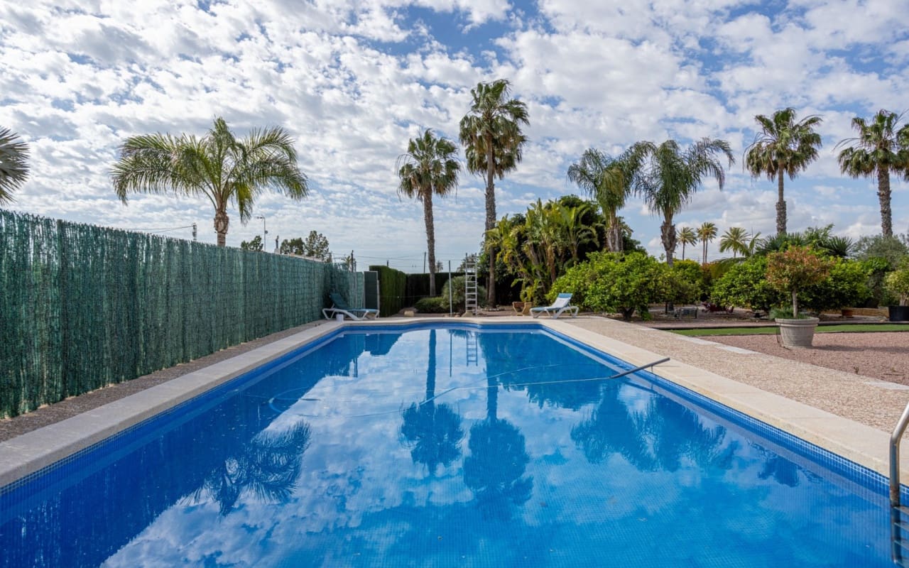 5 soveværelse Villa til salg i La Hoya med swimmingpool - € 510.000 (Ref: 9849845)