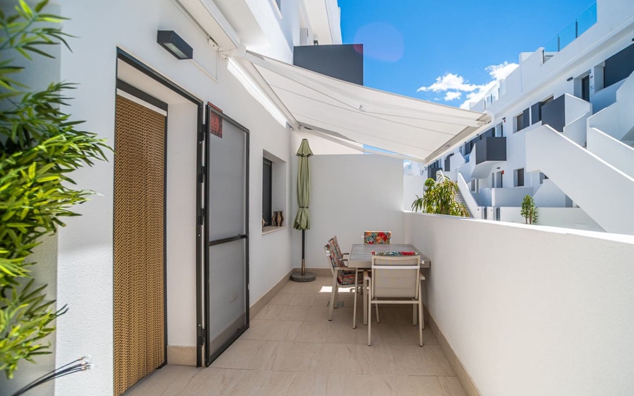3 sovrum Lägenhet till salu i Los Balcones med pool - 349 000 € (Ref: 9849851)