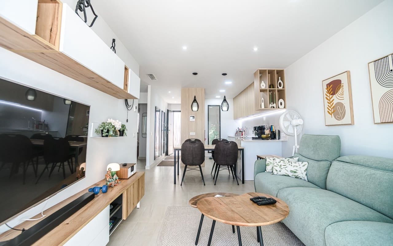 3 sovrum Lägenhet till salu i Los Balcones med pool - 349 000 € (Ref: 9849851)