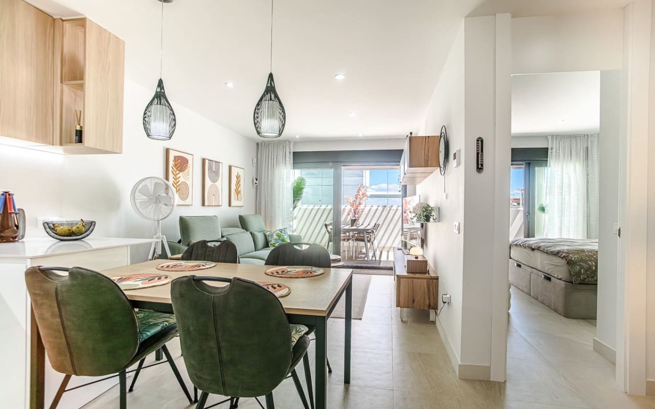 3 sovrum Lägenhet till salu i Los Balcones med pool - 349 000 € (Ref: 9849851)