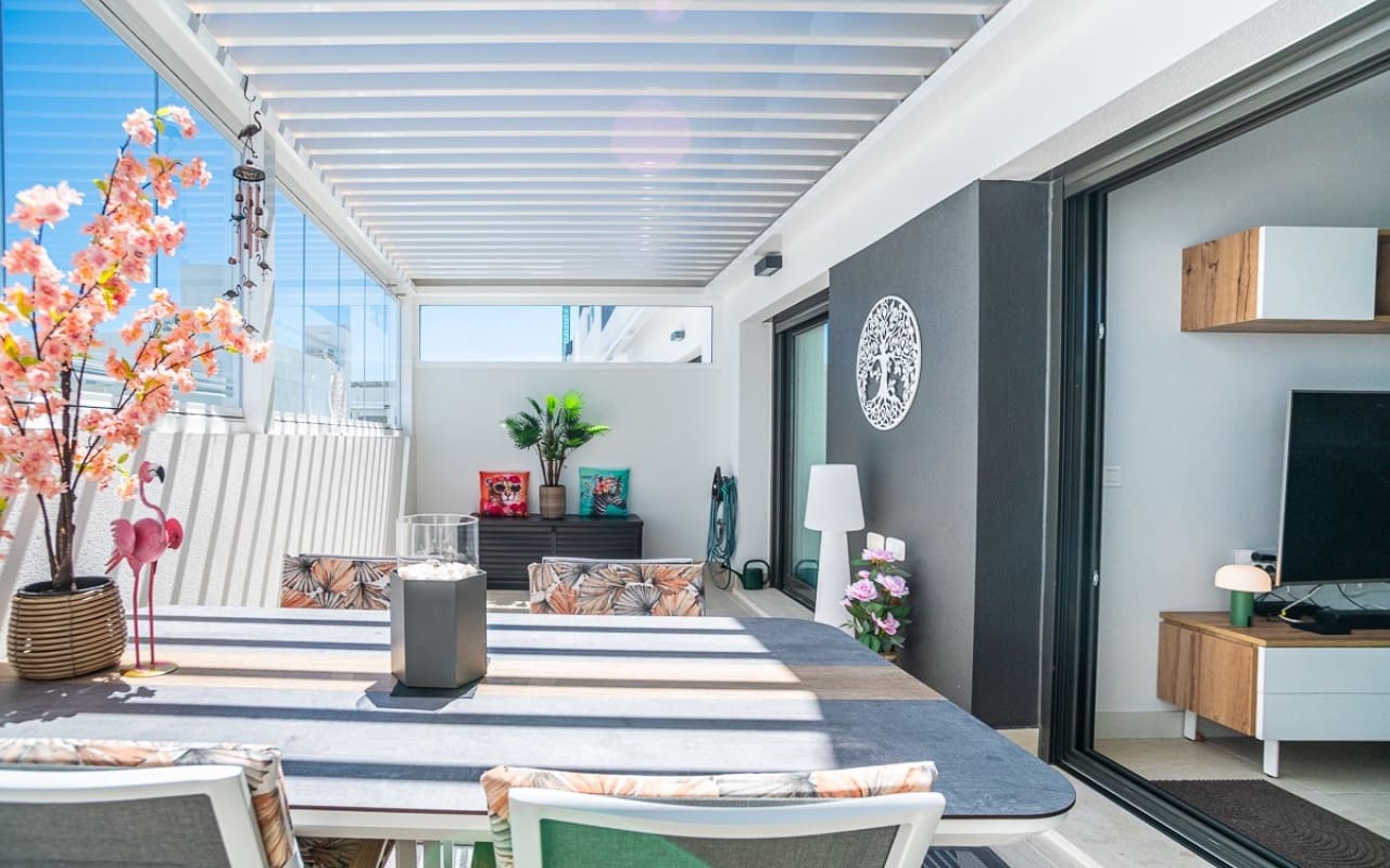 3 sovrum Lägenhet till salu i Los Balcones med pool - 349 000 € (Ref: 9849851)