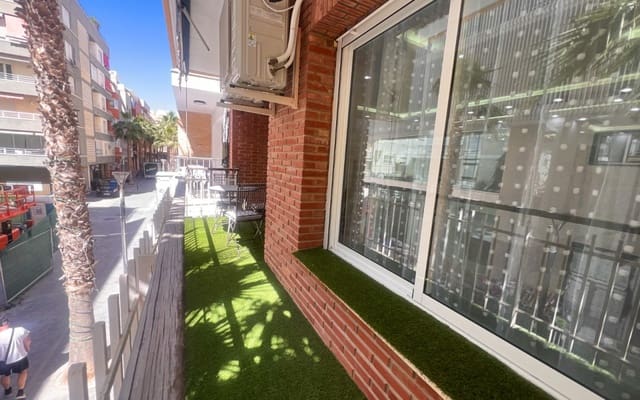 4 chambre Appartement à vendre à Centro - Muelle Pesquero, Torrevieja - 285 000 € (Ref: 9849852)