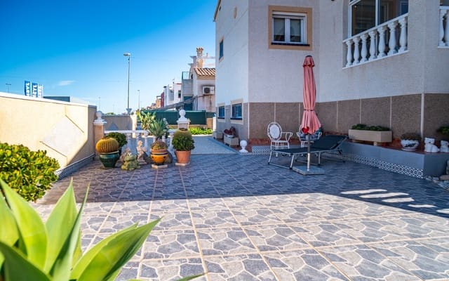2 soverom Villa til salgs i Los Altos med svømmebasseng - € 285 000 (Ref: 9865518)