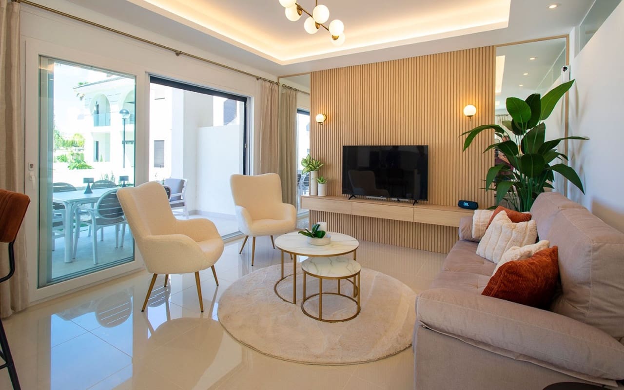 2 bedroom Apartment for rent in Ciudad Quesada with pool garage - € 1,500 (Ref: 9865937)
