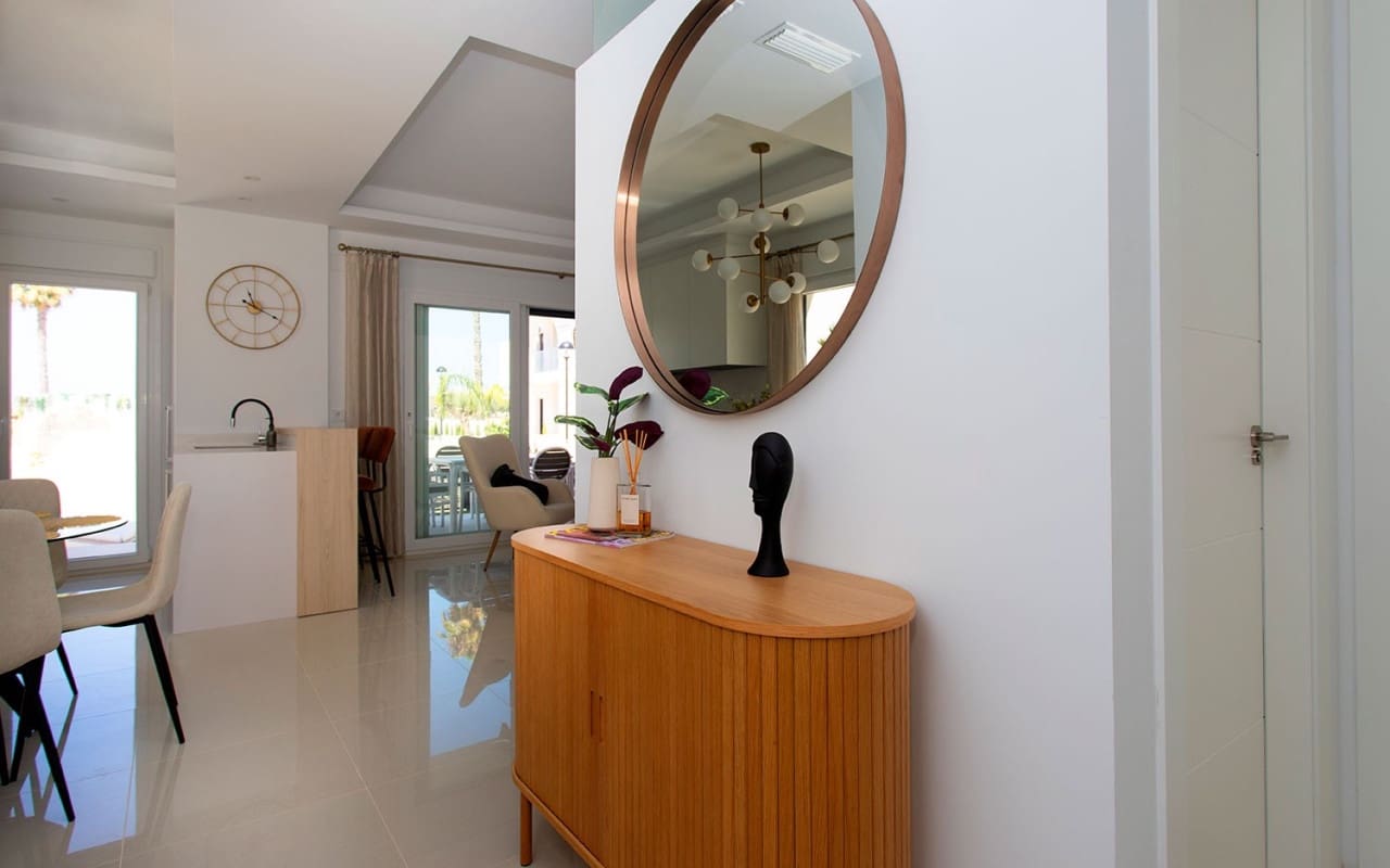 2 bedroom Apartment for rent in Ciudad Quesada with pool garage - € 1,500 (Ref: 9865937)