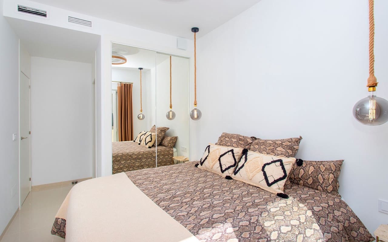 2 bedroom Apartment for rent in Ciudad Quesada with pool garage - € 1,500 (Ref: 9865937)