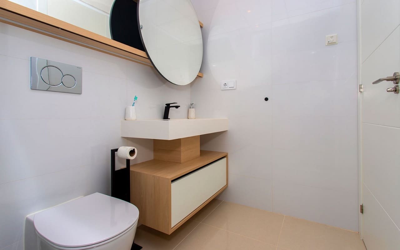 2 bedroom Apartment for rent in Ciudad Quesada with pool garage - € 1,500 (Ref: 9865937)