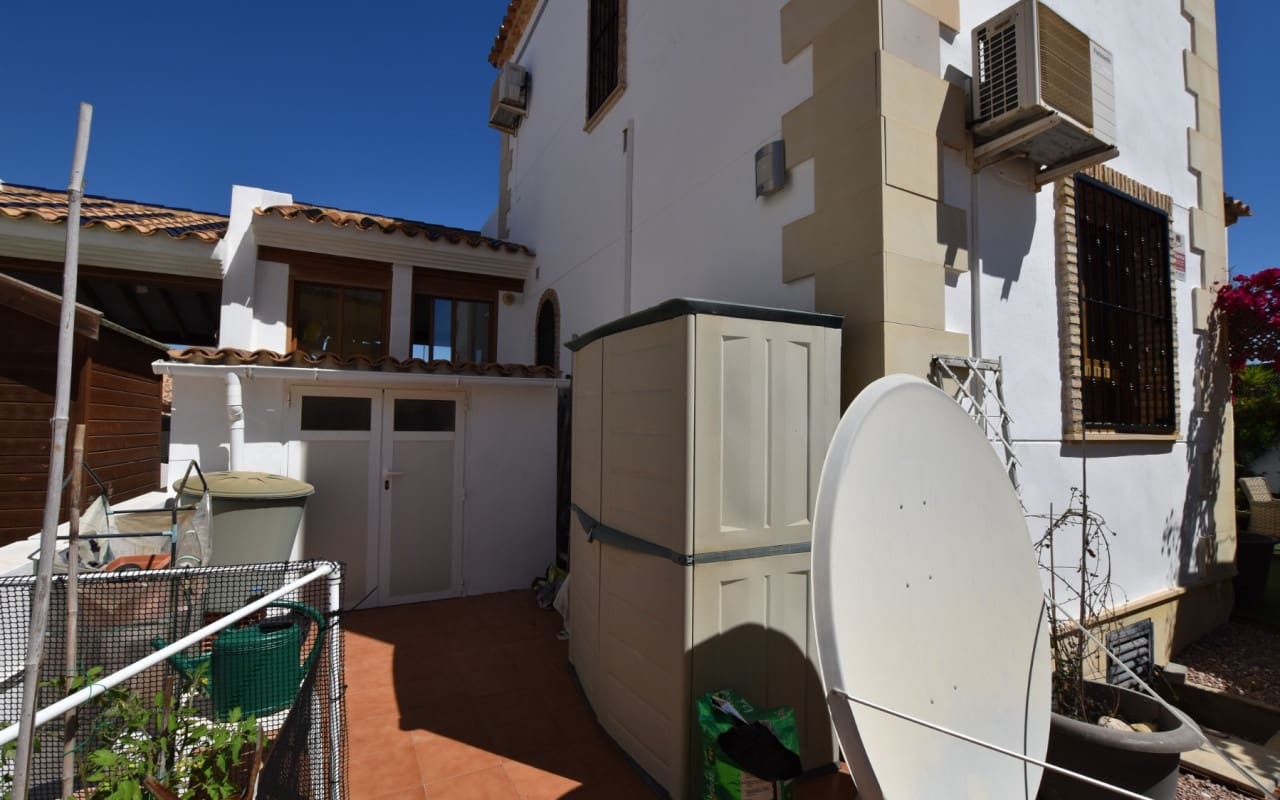 3 camera da letto Villa in vendita in Algorfa con piscina - 395.000 € (Rif: 9876840)